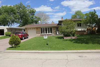 5639 N Manor Lane, Norwood Park Township, IL 60631 - Photo 1