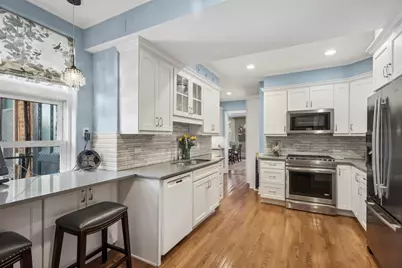 3740 N Lake Shore Drive #5A, Chicago, IL 60613 - Photo 9