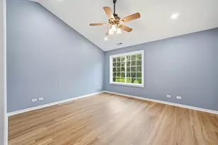 3183 Impressions Dr, Lake in the Hills, IL 60156 - Photo 17