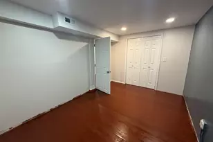 1645 W Beach Ave, Chicago, IL 60622 - Photo 13