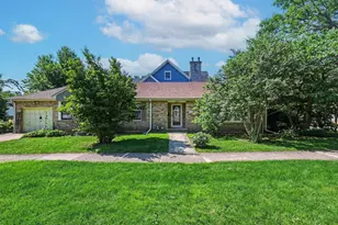 4201 Linden Ave, Western Springs, IL 60558 - Photo 1