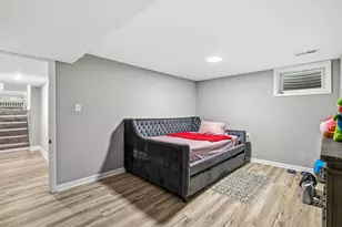 825 Cherry Ln, Thornton, IL 60476 - Photo 25