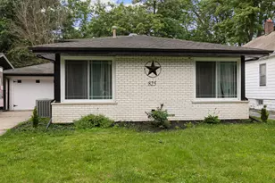 825 Cherry Ln, Thornton, IL 60476 - Photo 1