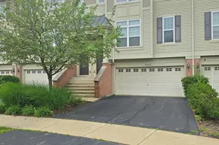 3359 Kentshire Cir, Aurora, IL 60504 - Photo 1