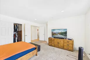 2490 Palazzo Ct, Buffalo Grove, IL 60089 - Photo 17