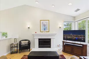 2490 Palazzo Ct, Buffalo Grove, IL 60089 - Photo 5