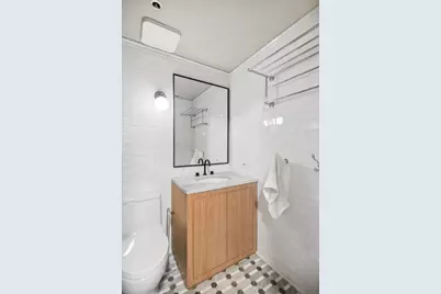 411 W Ontario Street #322, Chicago, IL 60654 - Photo 19