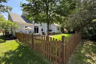 766 Providence Ln, Crystal Lake, IL 60012 - Photo 29