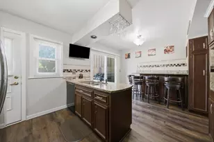 10603 Drummond Pl, Melrose Park, IL 60164 - Photo 11