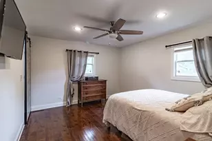689 Laurel Ave, Wauconda, IL 60084 - Photo 11