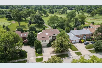 3639 Pebble Beach Road, Northbrook, IL 60062 - Photo 1