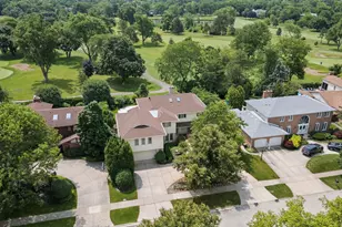 3639 Pebble Beach Rd, Northbrook, IL 60062 - Photo 1