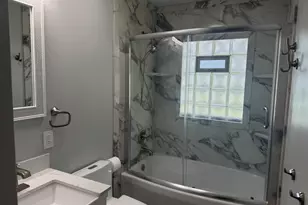 211 E Dresser Rd, Dekalb, IL 60115 - Photo 5