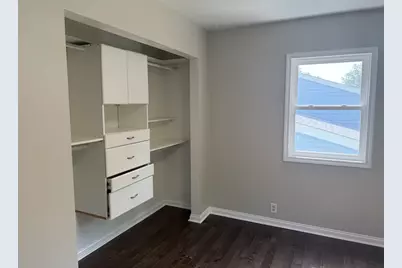 211 E Dresser Road, Dekalb, IL 60115 - Photo 15