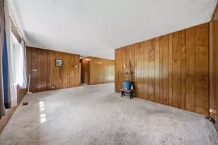 22205 Central Park Ave, Park Forest, IL 60466 - Photo 7