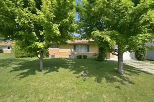 22205 Central Park Ave, Park Forest, IL 60466 - Photo 3