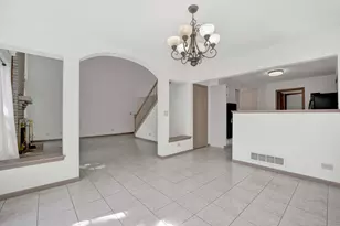 2164 Seaver Ln, Hoffman Estates, IL 60169 - Photo 7