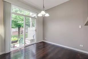 467 Pine Lake Cir, Vernon Hills, IL 60061 - Photo 19