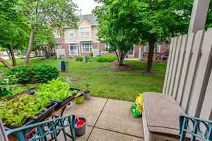467 Pine Lake Cir, Vernon Hills, IL 60061 - Photo 35