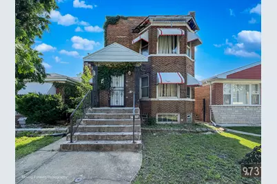 9737 S Prairie Avenue, Chicago, IL 60628 - Photo 1