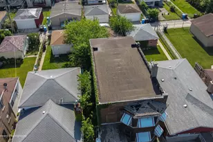 9737 S Prairie Ave, Chicago, IL 60628 - Photo 7
