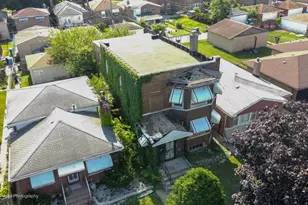 9737 S Prairie Ave, Chicago, IL 60628 - Photo 9