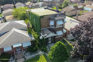 9737 S Prairie Ave, Chicago, IL 60628 - Photo 3
