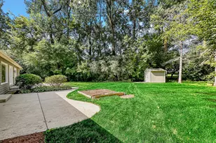 356 Windsor Ln, Inverness, IL 60010 - Photo 15