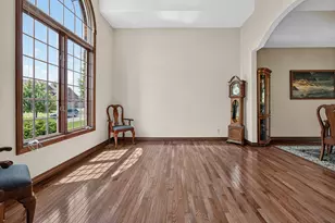 402 Northridge Cc Estates, Normal, IL 61761 - Photo 5