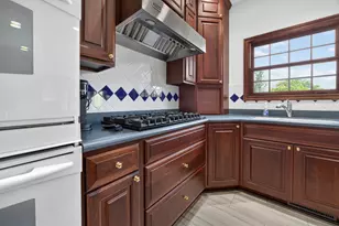 402 Northridge Cc Estates, Normal, IL 61761 - Photo 21