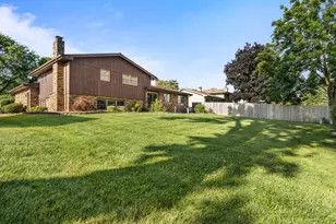53 James Dr, Westmont, IL 60559 - Photo 21