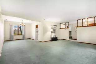 53 James Dr, Westmont, IL 60559 - Photo 5