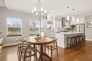 1465 Somerset Pl, Barrington, IL 60010 - Photo 9