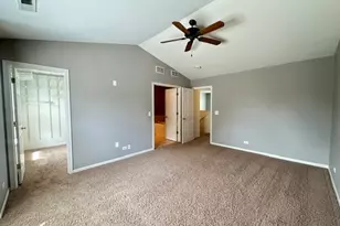 789 Lewisburg Ln, Aurora, IL 60504 - Photo 7