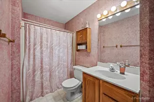 811 Arnold Ave, Rockford, IL 61108 - Photo 9