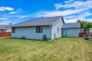 811 Arnold Ave, Rockford, IL 61108 - Photo 33