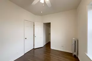 2633 W Ainslie St, Chicago, IL 60625 - Photo 9
