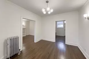 2633 W Ainslie St, Chicago, IL 60625 - Photo 19