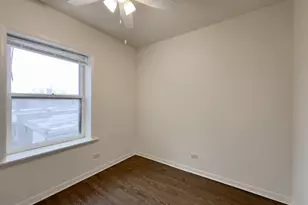 2633 W Ainslie St, Chicago, IL 60625 - Photo 7
