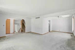 14804 Le Claire Ave, Midlothian, IL 60445 - Photo 5