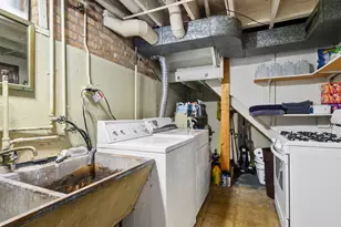 2844 W 100th Pl, Evergreen Park, IL 60805 - Photo 17