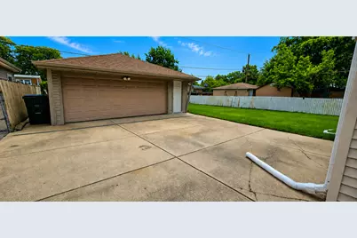 8607 N Osceola Avenue, Niles, IL 60714 - Photo 31
