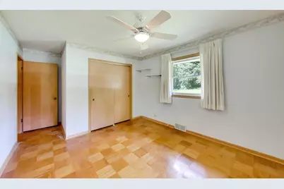 1015 Sherwood Drive, Prospect Heights, IL 60070 - Photo 11