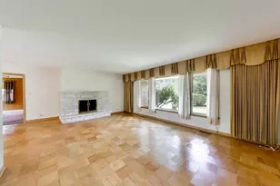 1015 Sherwood Dr, Prospect Heights, IL 60070 - Photo 5