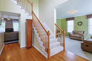 5686 Angouleme Ln, Hoffman Estates, IL 60192 - Photo 5