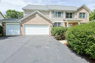 5686 Angouleme Ln, Hoffman Estates, IL 60192 - Photo 1