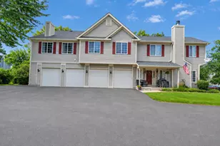 302 Windsor Ct, South Elgin, IL 60177 - Photo 1