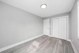 819 E 98th Pl, Chicago, IL 60628 - Photo 33
