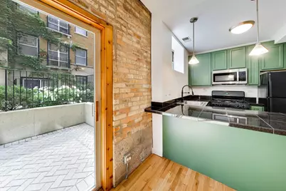 1229 W Greenleaf Avenue #GS, Chicago, IL 60626 - Photo 9