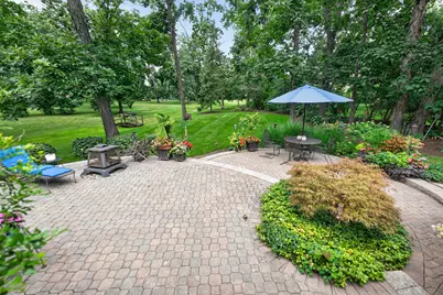 451 Courtney Circle, Sugar Grove, IL 60554 - Photo 81
